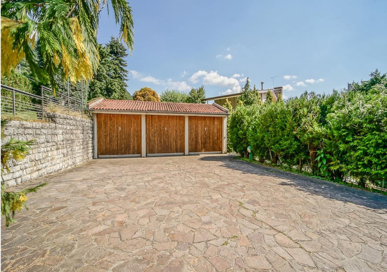 Villa Ornella Mandello del Lario Buitenkant foto